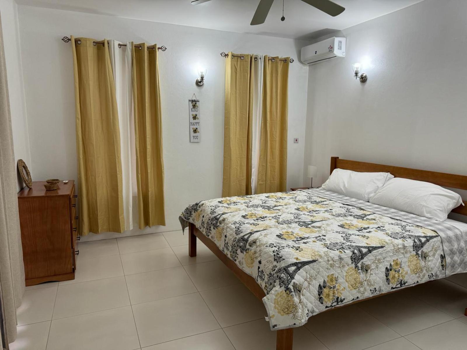 Eldorado Guesthouse & Car Rental Roseau Pokój zdjęcie